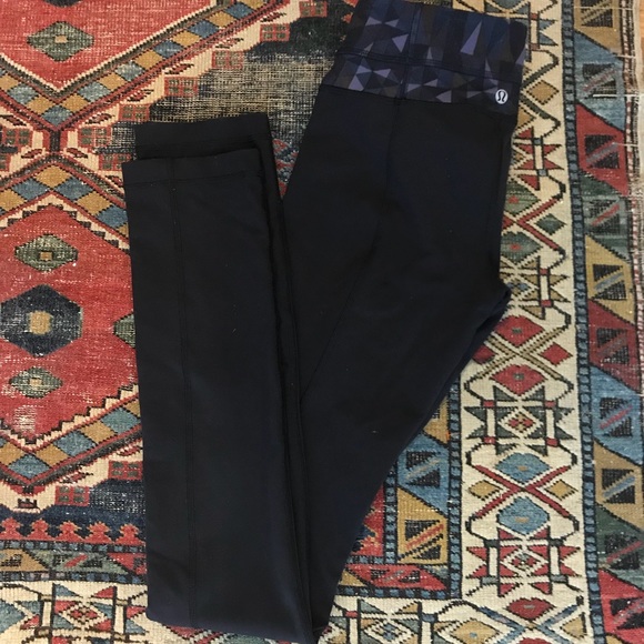 lululemon athletica Pants - Lululemon size 4 bootcut flare black yoga pant